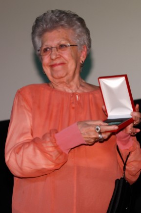 Pilar Bardem recoge su Medalla.